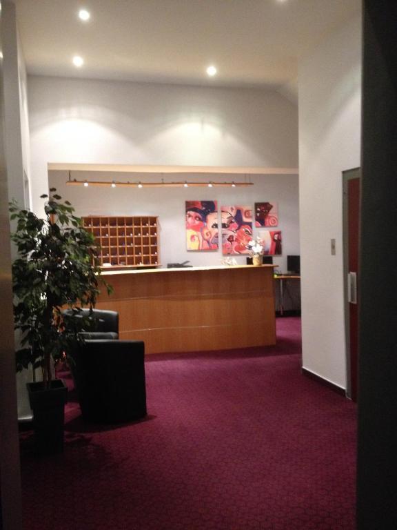 Amadeus Hotel Sarreguemines Eksteriør bilde