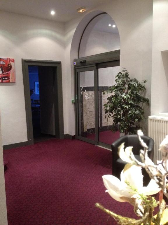 Amadeus Hotel Sarreguemines Eksteriør bilde